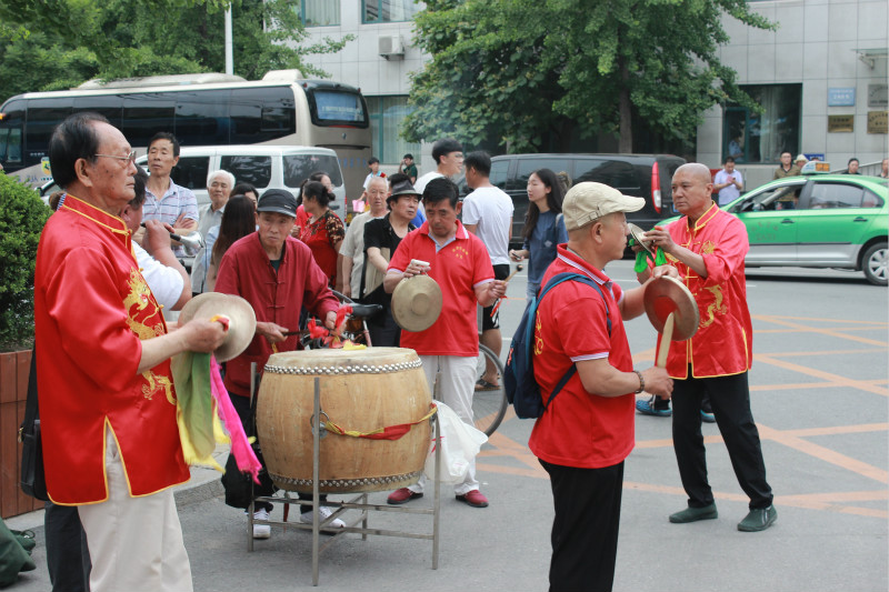 慶祝鑼鼓.jpg 慶祝鑼鼓.jpg